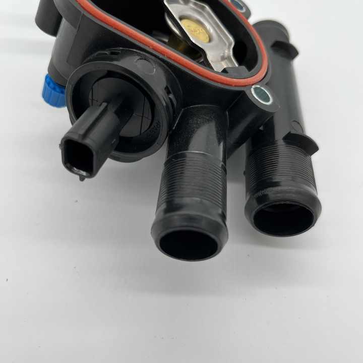 11061-00QAB, 11061-00Q0C, 4408928, 4432983 8200074349 8200674369 93198017 Engine Coolant Thermostat Housing Assembly for NISSAN, OPEL, RENAULT