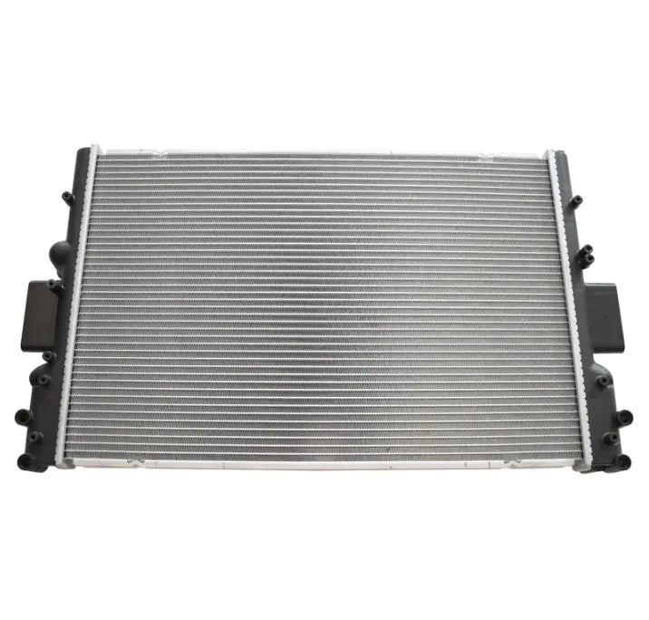 504084141 504045489 500039637 7.21024 IVECO Daily III IV truck radiator