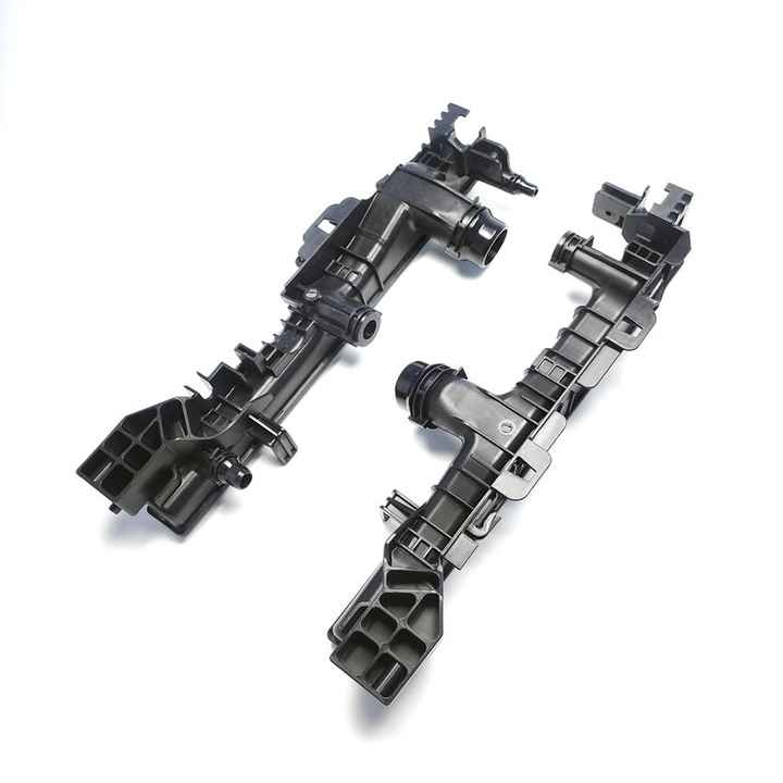 OEM: 17118699790 Auto Cooling Aluminum Radiator plastic tank pa66+gf30 for BMW 5 Touring (G31) 520 i
