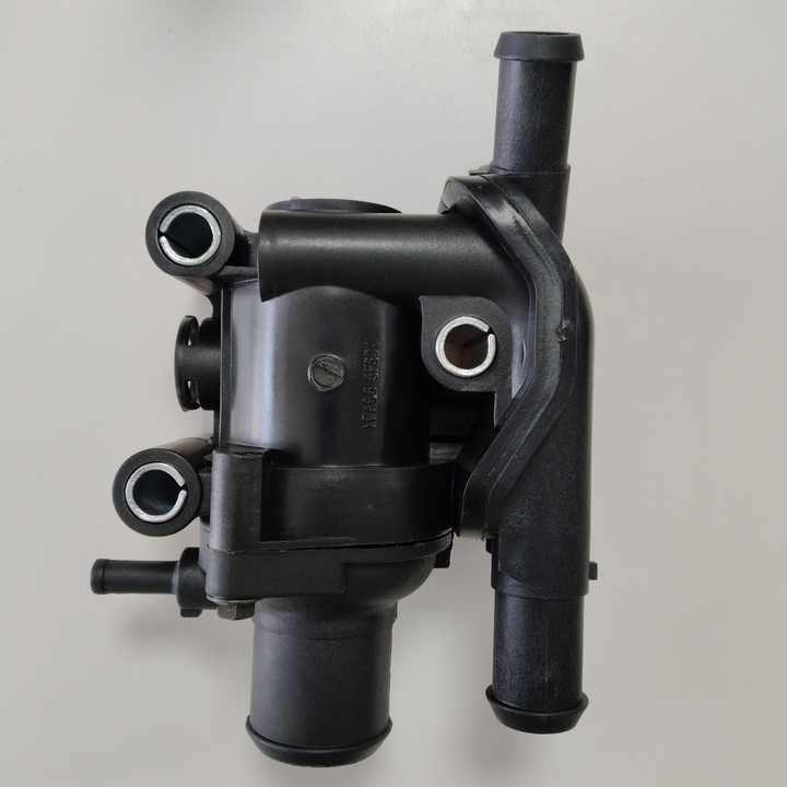 1319480 1097897 XS4G-9K478-AD XS4G9K478BD Thermostat Housing for FORD FOCUS MK1 1998-2005