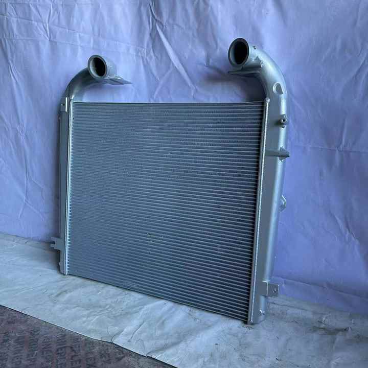 1900501 961154 Truck Cooling System Intercooler for Scania XPI G410 R490 R520