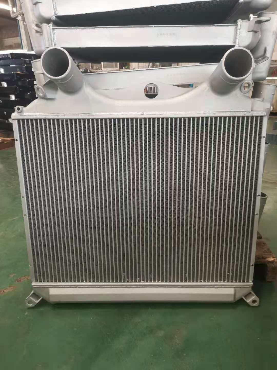 MAN TGA TGX intercooler 81061300199 81061300204 81061300217 81061300233
