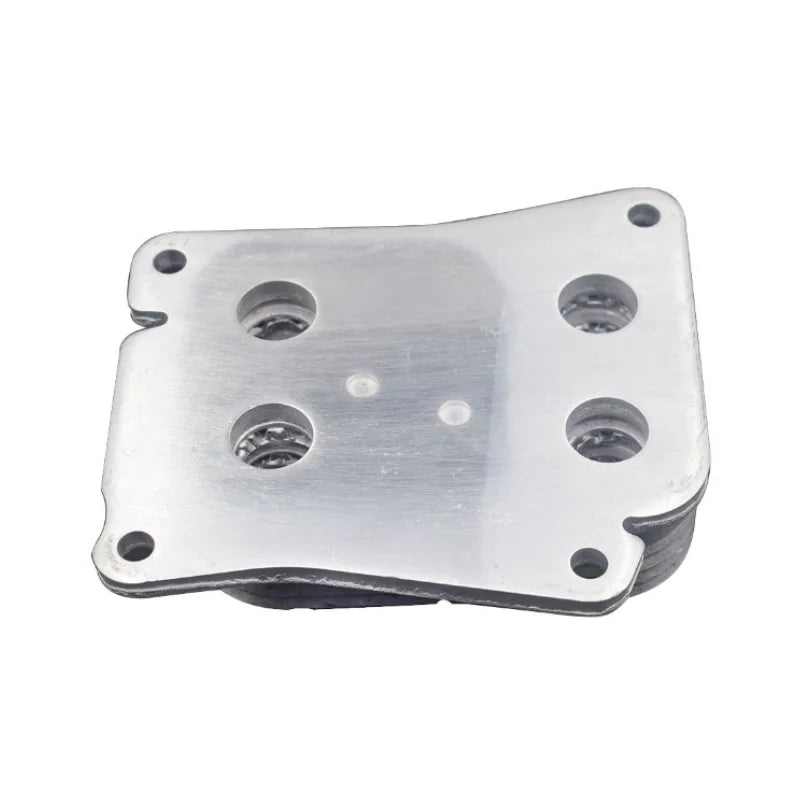 OE: 2711880401 New Engine Oil Cooler Fit Mercedes-Benz W203 W204 W211 CL203 E200 S203