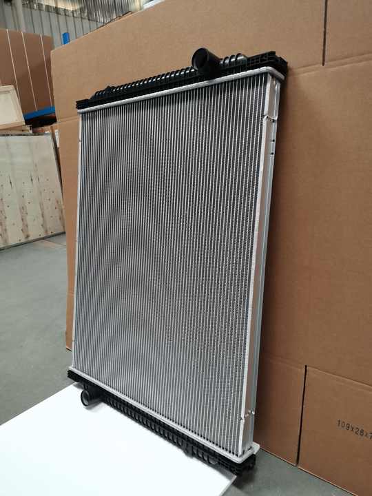 5801643372/500023992/500021187/5006009384,IVECO Citelis bus RADIATOR