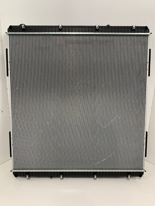 FREIGHTLINER CASCADİA RADIATRO 0527751007 A0527751007 A0527745027 A0529618003