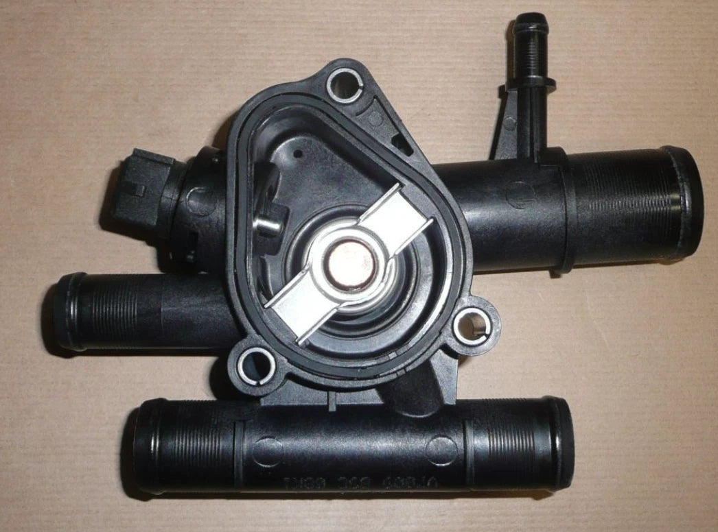 8200641307 203889 Coolant Thermostat Fits RENAULT Grand Scenic II III Megane Cc Coupe
