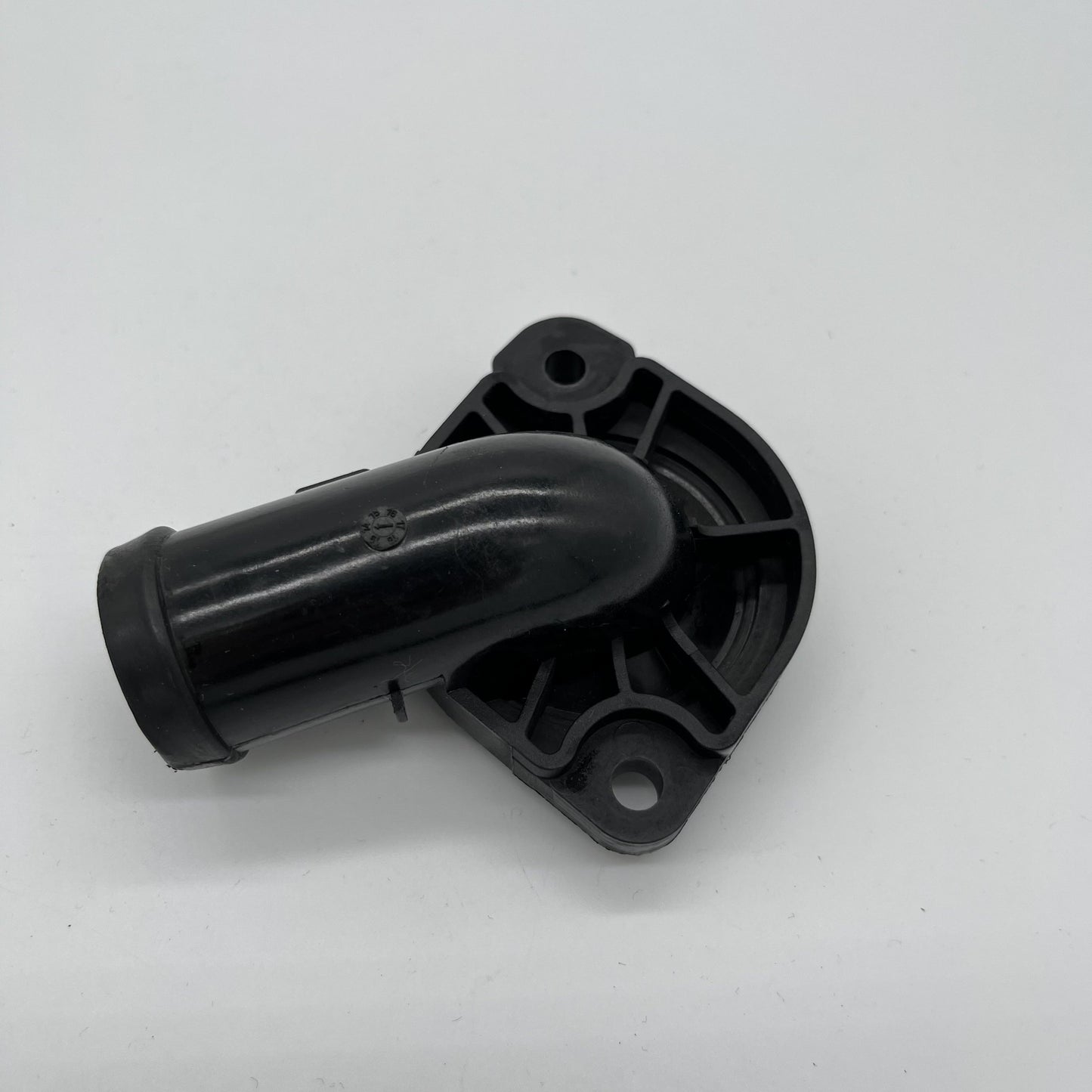 032121121G 032121121K Coolant Flange Pipe For A2 Seat Altea Skoda Fabia Octavia VW 1.4