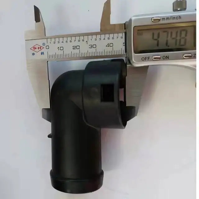 032121118C Auto Cooling System Housing Cover Thermostat Coolant Water Outlet Flange Tube 032 121 118C 032-121-118C