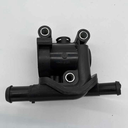 1319480 Engine Thermostat housing Coolant Flange For Ford Focus MK1 1.8 2.0