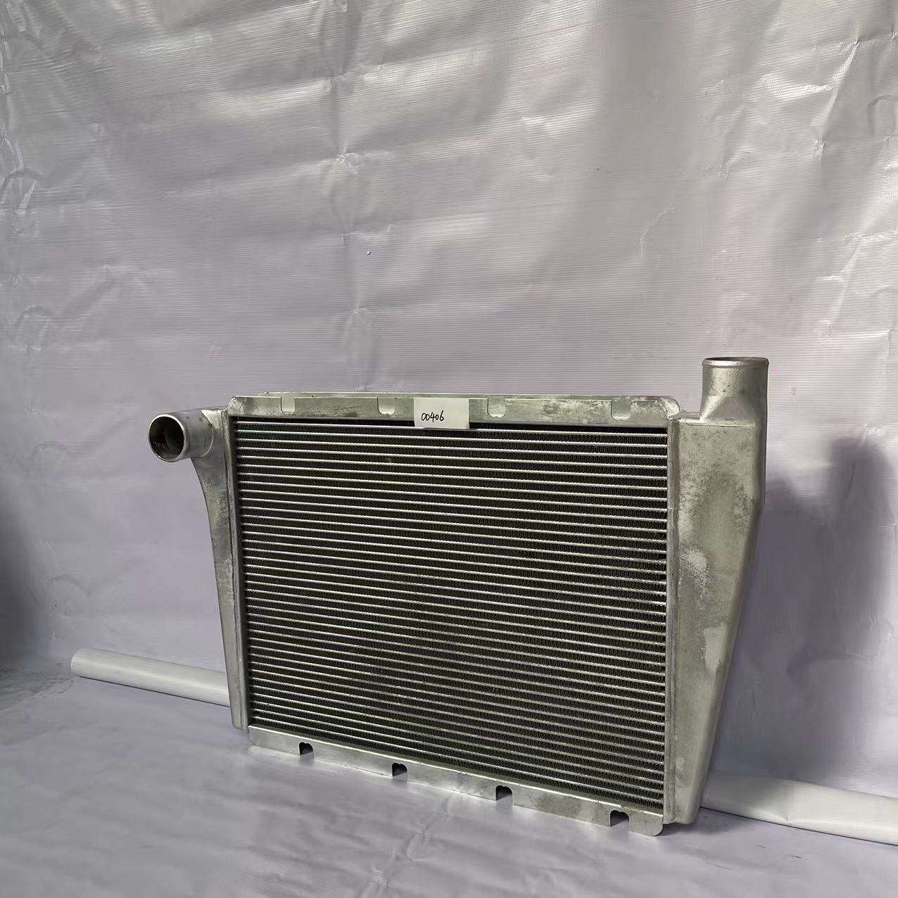 1119-00406  China yutong Bus Engine Radiator Parts Bus Intercooler
