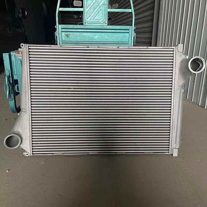 Oem 21649624 21209725 818525 100314536 FOR VOLVO Cooling System Radiator Aluminum Intercooler