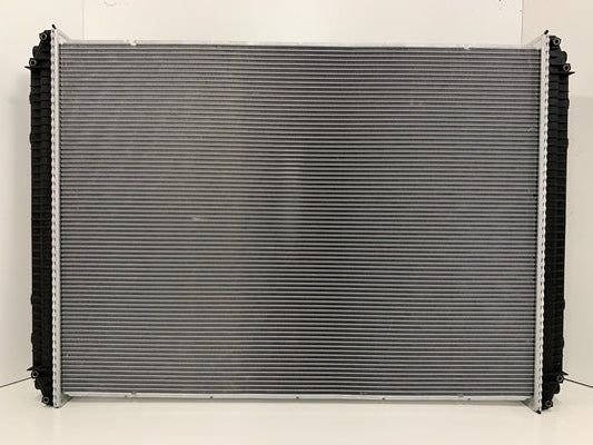 FREIGHTLINER COLUMBIA RADIATOR 376761561 BHTD0530 BHTD0635 BHTE7244 U3933001
