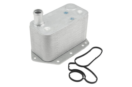 OE: 11427788462,7788462 Engine Oil Cooler for BMW X5 2009-2013 335d E90 2009-2011 L6 3.0L