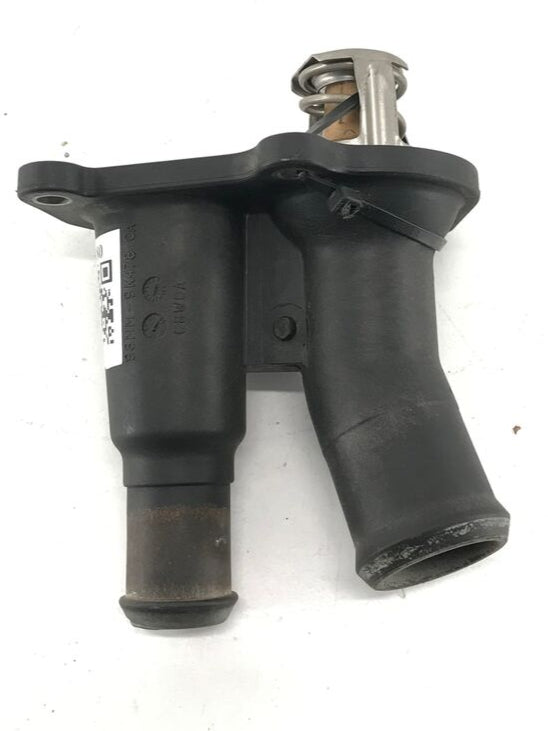 NEW FORD FIESTA BE91 MK4 THERMOSTAT HOUSING 98MM-9K478-DB 1712228 1493599 7S7G-6L721-AB 1112977 1007750 1072177